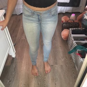 Hollister skinny jeans